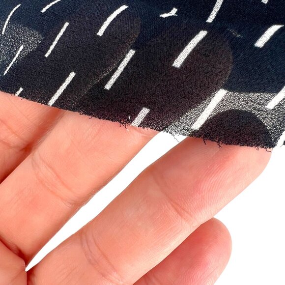 Reiss Checked Sleeveless Chain Accent Blouse Navy Blue Multicolor Size 6 - Picture 10 of 15